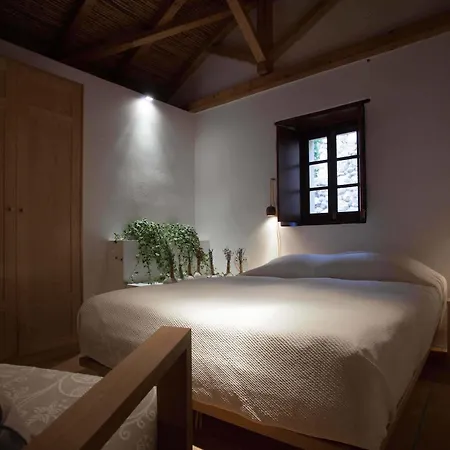 House In The Castle Apartment *