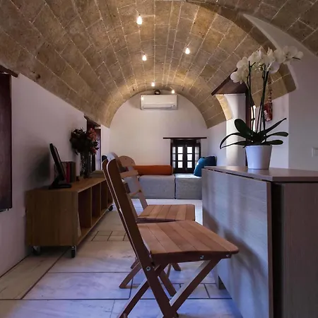 House In The Castle * Monemvasia