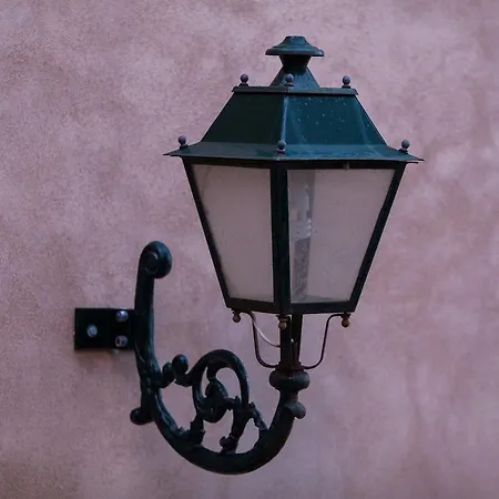 House In The Castle *