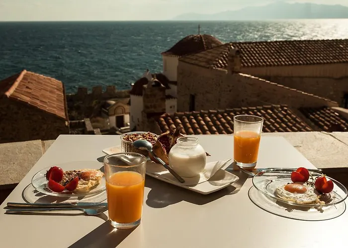 House In The Castle Monemvasía